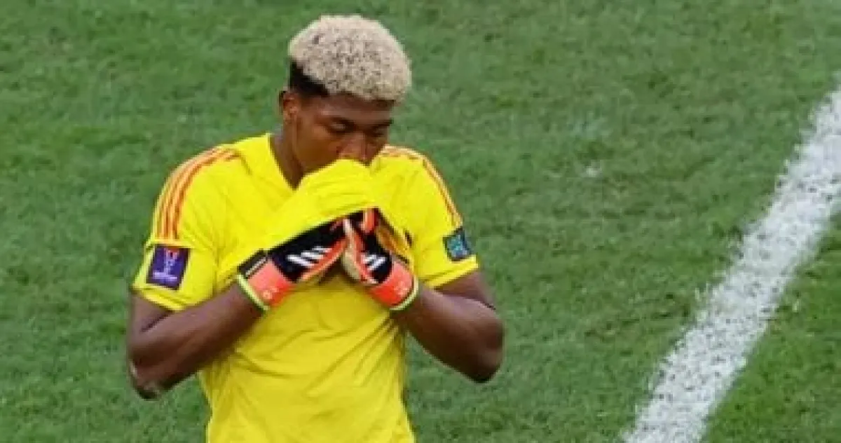 باريس سان جيرمان يحسم صفقة الحارس الياباني سوزوكي بـ 33 مليون يورو