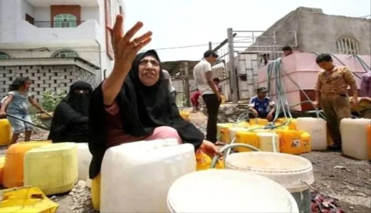 أزمة مياه حادة تضرب كريتر وعدداً من مديريات العاصمة عدن