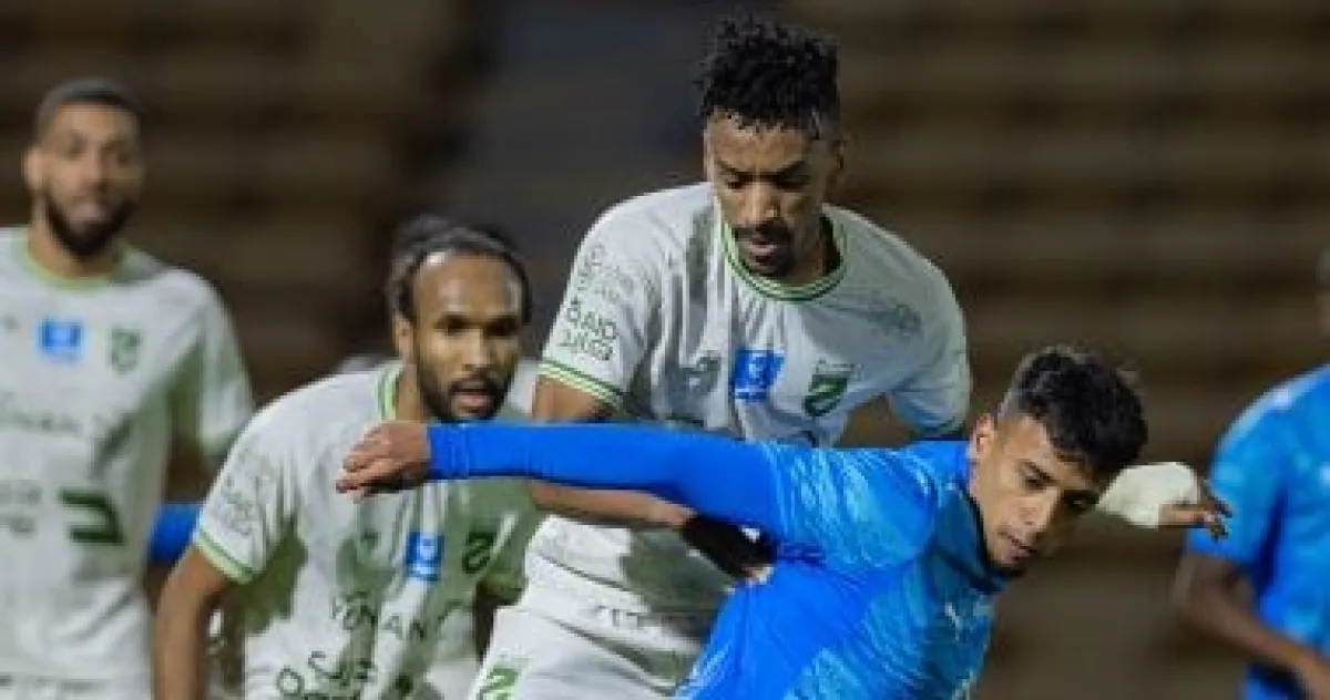 نيوم يكتسح الخليج بثلاثية نظيفة في الدوري السعودي
