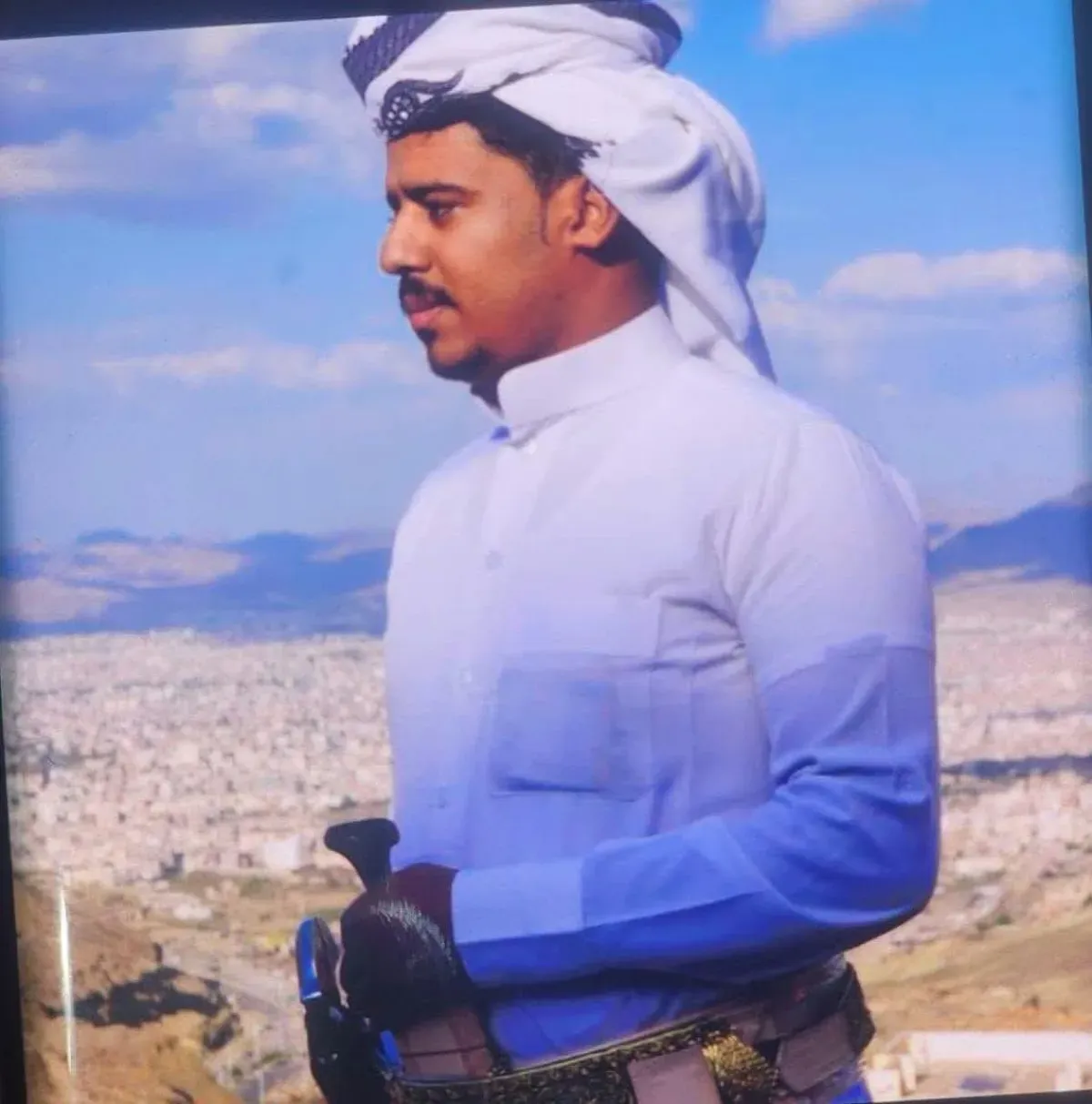 Two Civilians Killed by Houthi Landmine Blast Between Al-Bayda and Shabwa Provinces